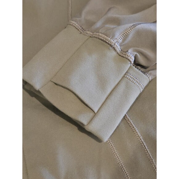 Lululemon jacket Define Relaxed Fit Jacket Luon Olive Green size 12 Gym Womens - Picture 16 of 16